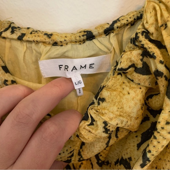 Women’s FRAME Ramie Cotton Blend Snakeskin Print Off Shoulder Blouse Size Large - Picture 7 of 14
